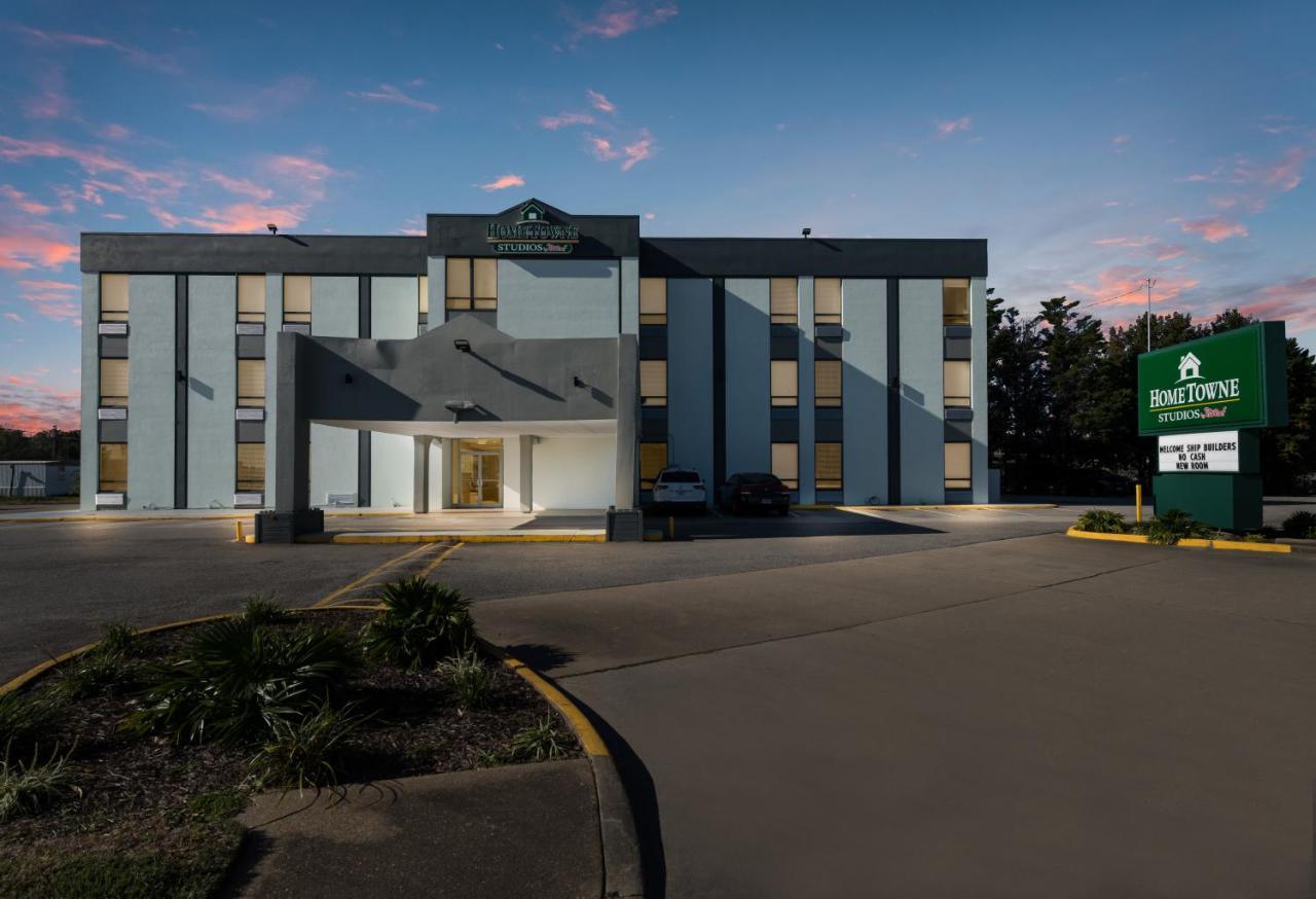 Hometowne Studios By Red Roof Newport News - Hampton West Exterior photo